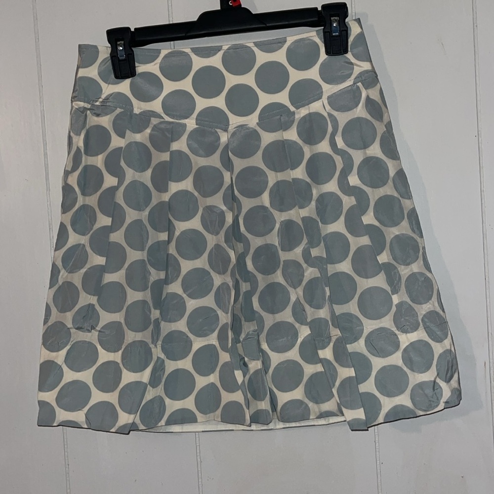 Banana Republic White Skirt with Gray Polka Dots
